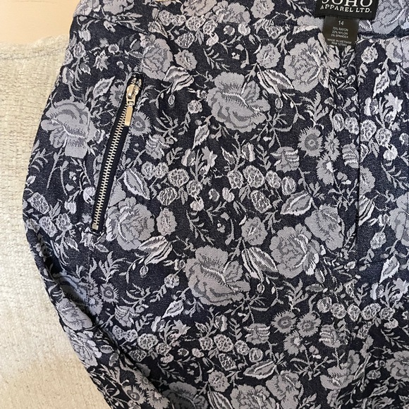 Pants - Picture 3 of 3